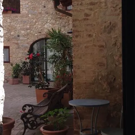 Country In Tuscany Guest house *