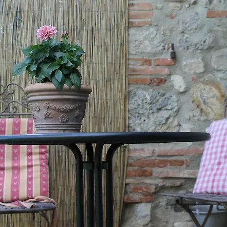 Guest house Country In Tuscany Colle Val D'Elsa